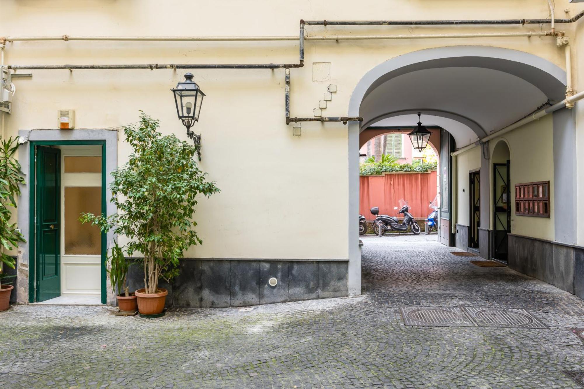 Kea Home, Entire House In The Heart Of Napoli Ngoại thất bức ảnh